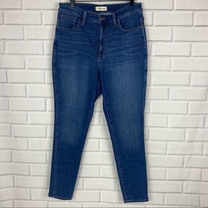 Madewell curvy roadtripper jean size 31